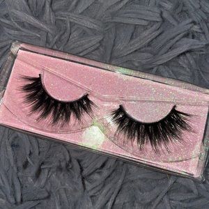 ‘Mali’ faux mink eyelashes